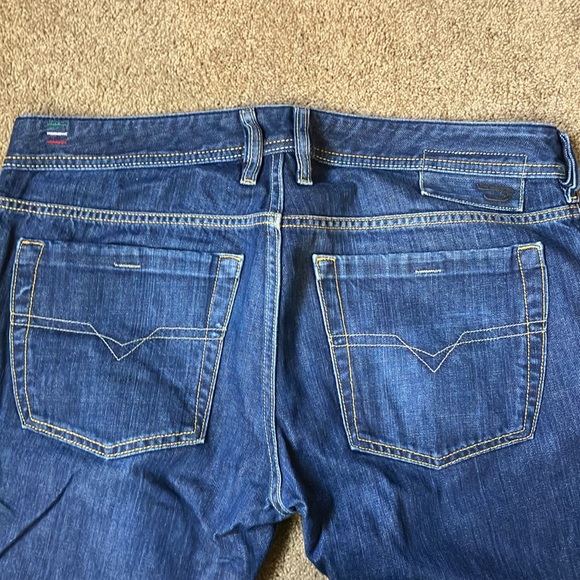 Diesel Industry Denim Division women’s jeans - Picture 3 of 11